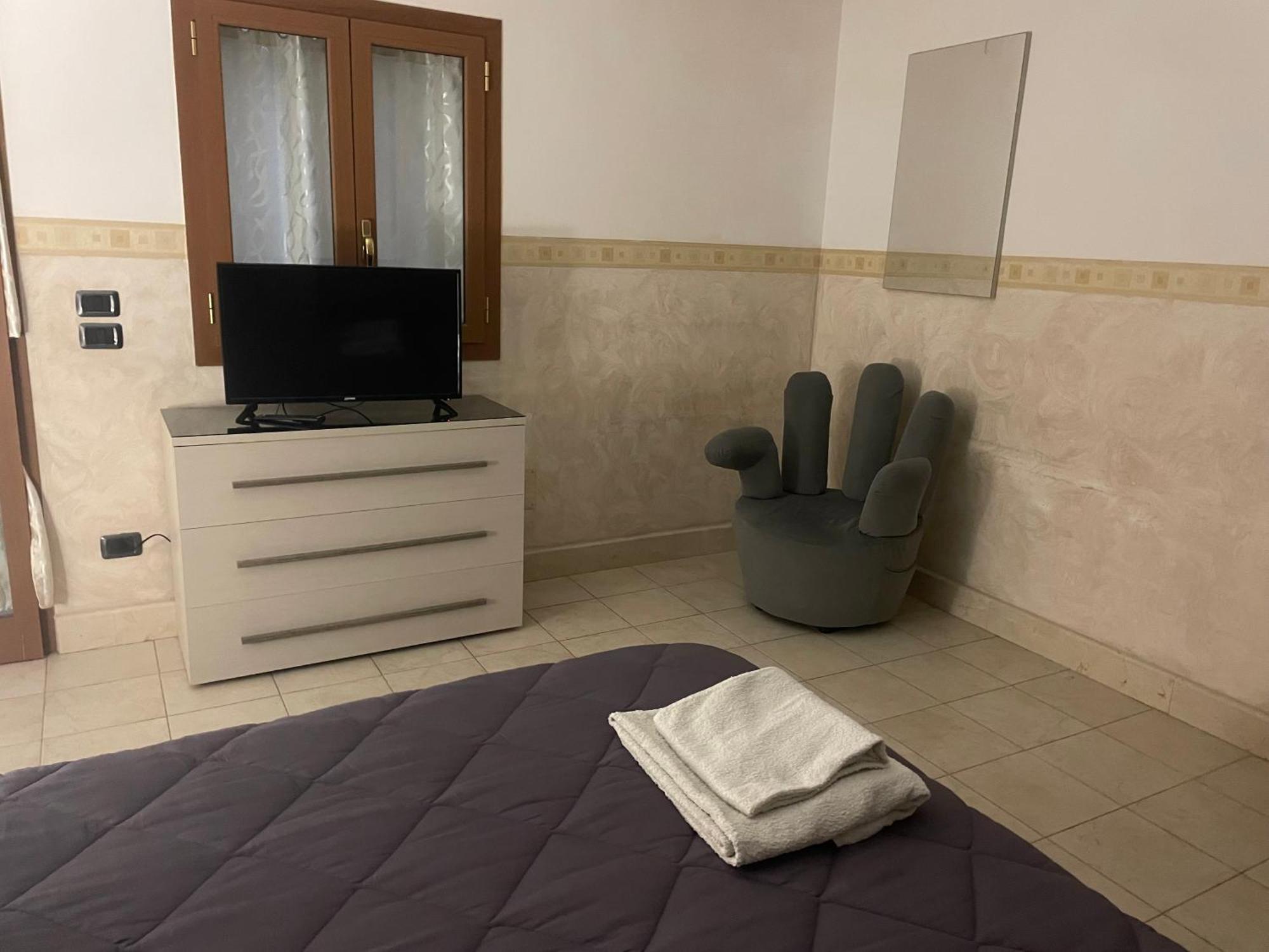 Apartmán La Dependance Barletta Exteriér fotografie